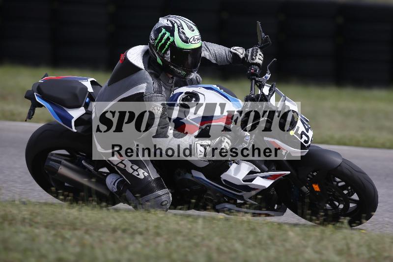 /Archiv-2023/53 31.07.2023 Dunlop Ride und Test Day ADR/Gruppe gelb/54